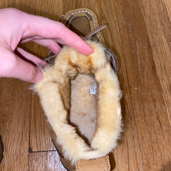 L.L. Bean Moccasin Shoes - Picture 3 of 9